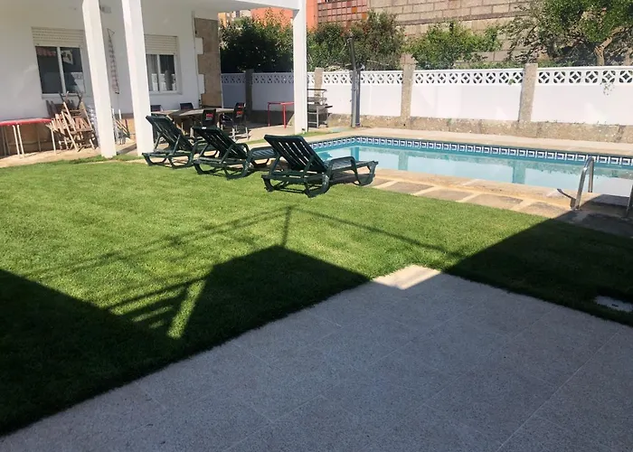 Casa Con Piscina Cerca De La Playa